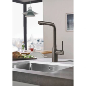 Змішувач для кухні з висувним виливом Grohe Essence New 30270AL0 №3