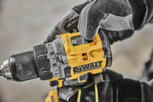 Дриль-шуруповерт акумуляторна безщіткова DeWALT DCD800E2T №5